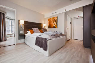 Scandic Victoria Oslo, Oslo, suite, king size bed