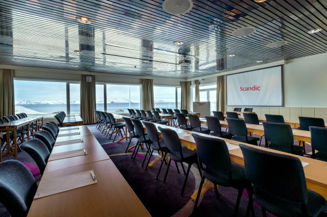 Meeting room 