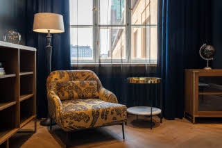 Sviitti, nojatuoli, Scandic Grand Central Helsinki