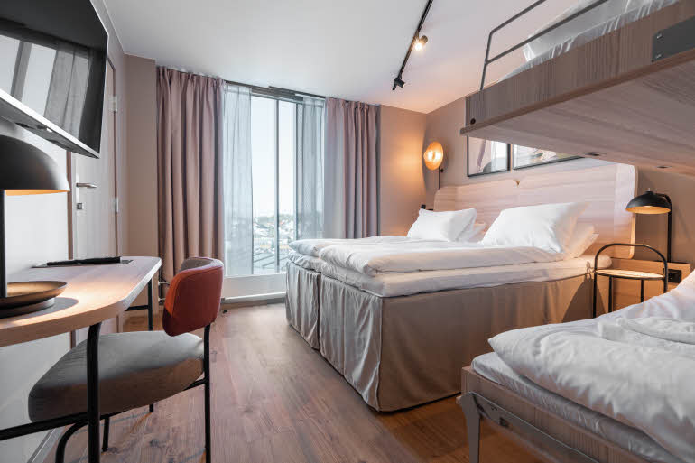 overview standard family room at scandic hamar in hamar