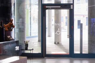 Lobby accessible entrance Scandic Hamburg Emporio