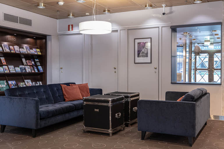 Scandic Kaisaniemi, hotellin aula