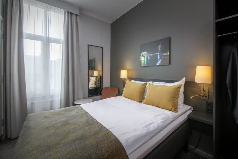 Room Economy