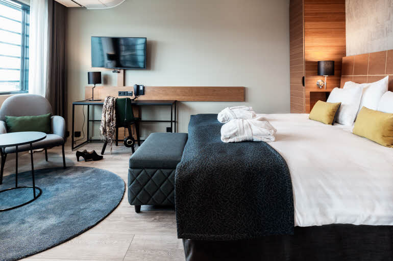 superior plus huone scandic simonkenttä hotelli kamppi helsinki suomi