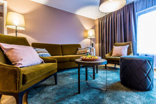 Master Suite Lounge